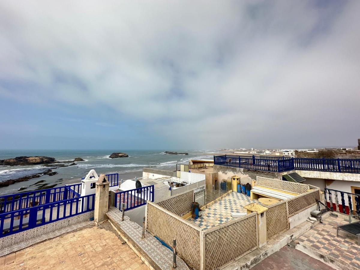 Home With A Sea View Есувейра Екстериор снимка
