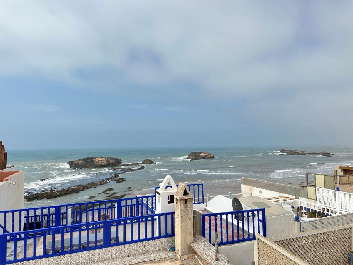 Home With A Sea View Есувейра Екстериор снимка